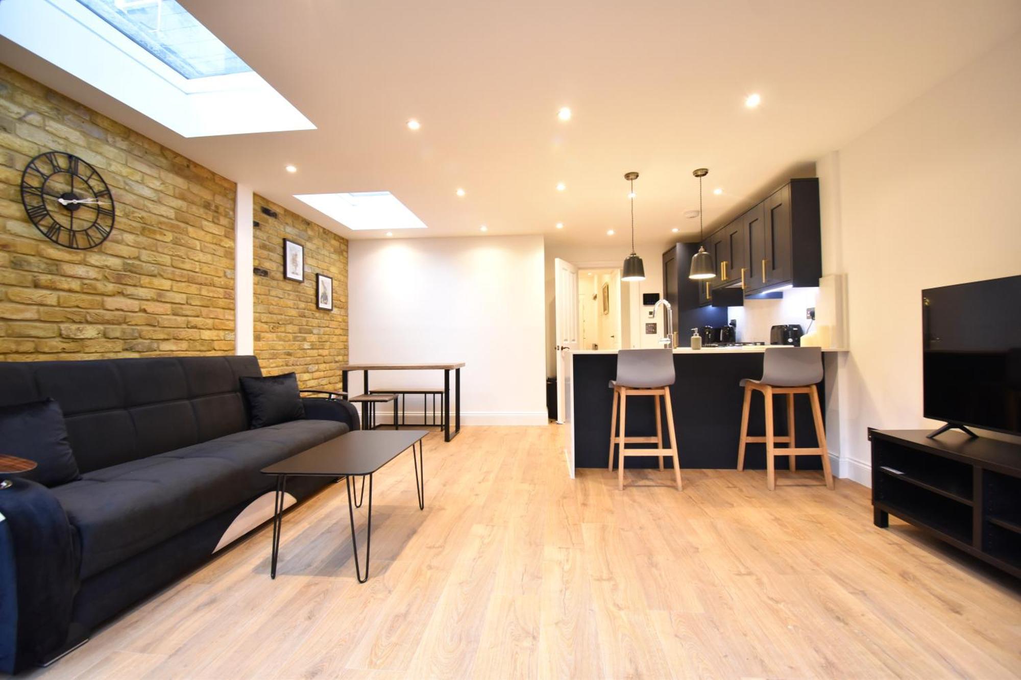 Stunning 2 Bed Apartment Λονδίνο Εξωτερικό φωτογραφία